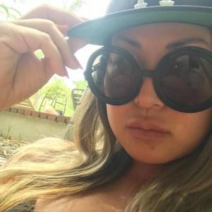 Meet your Posher, Han